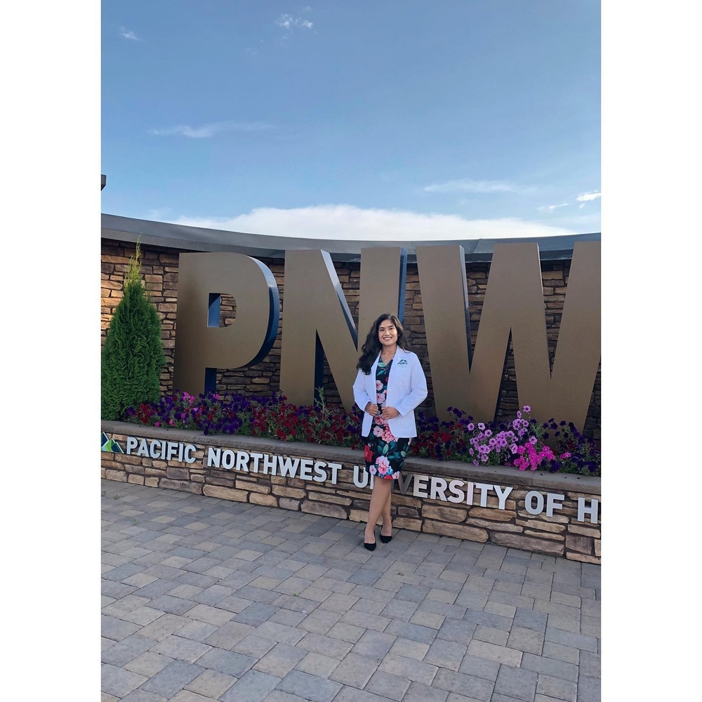 Meet your Posher, Phoebe